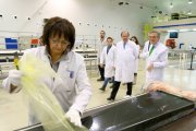 El presidente de la Junta de Castilla y León, Juan Vicente Herrera, visita la compañía Aciturri. Junto a él, el presidente del grupo Aciturri, Ginés Clemente-Ical