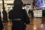 Los manifestantes terminaron el recorrido en la plaza Mayor.-SANTI OTERO