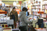 Imagen de una librería.-ECB