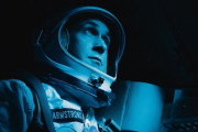 Ryan Gosling, como Neil Armstrong, en un fotograma de First man.-EL PERIÓDICO