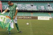 El extremo derecho Joaquin Sanchez  uno de los idolos de la aficion betica, en el Benito Villamarín.-JOSE MANUEL VIDAL