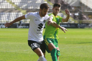 Aritz Borda, que ha sido duda a lo largo de la semana, se perfila como titular hoy.-RAÚL G. OCHOA