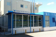 Fachada del ‘cuestionado edificio de oncología’.-L. V.