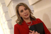 Katie Hill, el día de su dimisión en el Congreso de EEUU, este jueves.-AFP