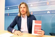 El secretario regional de Podemos, Pablo Fernández presenta las últimas iniciativas parlamentarias del grupo-ICAL