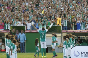 Presentación del regreso de Joaquín Sánchez al Benito Villamarín.-EFE / JOSE MANUEL VIDAL