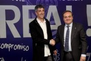 Imanol saluda a Jokin Aperribay-JAVIER ETXEZARRETA
