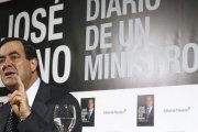 El exministro José Bono, en la presentación de la segunda parte de sus memorias.-/ PERIODICO (EFE / FERNANDO ALVARADO)