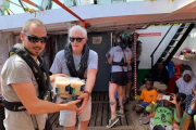El actor Richard Gere, en el ’Open Arms’.-TWITTER DE OPEN ARMS