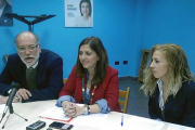 Miguel Ángel Adrián, Esther Peña y Virginia Jiménez durante la presentación de las enmiendas para Miranda.-ECB