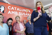 La presidenta de la Junta de Andalucía, Susana Díaz, en un encuentro con militantes del PSC en L'Hospitalet de Llobregat.-EFE