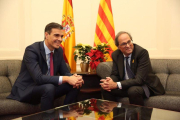 Pedro Sánchez y Quim Torra, el pasado diciembre en Barcelona.-EL PERIÓDICO / ARCHIVO