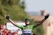 Matteo Trentin se impone en la 13ª etapa de la Vuelta.-EFE / JAVIER LIZÓN
