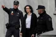 Marta Rovira a su salida del Tribunal Supremo, tras declarar ante el juez.-JOSÉ LUIS ROCA