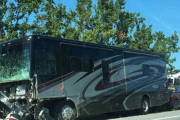 La autocaravana con la que impactó el vehículo de las turistas españolas.-/ WLRN NEWS / MIAMI HERALD