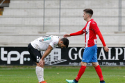 El Burgos CF lleva toda la temporada reñido con el gol.-SANTI OTERO