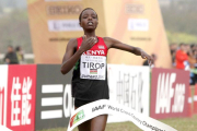 Jebet Tirop se impuso en el Campeonato del Mundo de 2015.-