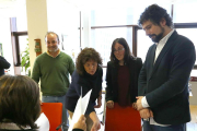 Los representantes de Podemos, PSOE, C´S y PSOE registrando, ayer, la petición de comparecencias.-ICAL