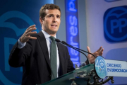 Pablo Casado, este lunes, durante la rueda de prensa en la sede del PP de Madrid.-EFE / LUCA PIERGIOVANNI