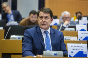 El presidente de la Junta de Castilla y Le?n, Alfonso Fern?ndez Ma?ueco, interviene en el Pleno del Comit? de las Regiones de Europa en Bruselas