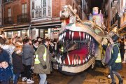 Instante del entierro de la Sardina del Carnaval de Burgos 2024.