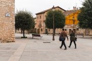 Plaza del Sobrado, junto al edificio del Rectorado de la Universidad de Burgos.