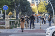 Andando Burgos realiza un informe analizando vías ciclistas conflictivas para el peatón