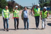 Juan Manuel Manso, en el centro, junto a los técnicos de las empresas implicadas en el proyecto.