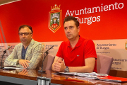 Daniel de la Rosa (derecha) y Julio César Arnáiz, en rueda de prensa.