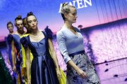 Esther Noriega cerró la pasarela Espacio Moda que ha vuelto a convertir a Burgos en capital de la industria textil.