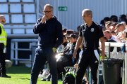 Jon Pérez ‘Bolo’ en la banda de El Plantío en el último partido.