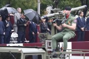 El presidente de la Junta de Castilla y León, Alfonso Fernández Mañueco, asiste al acto solemne de homenaje a la Bandera Nacional y el desfile militar con motivo del Día de la Fiesta Nacional de España.