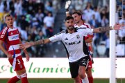 Lisandro López celebra el gol marcado al Granada.