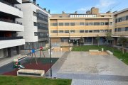 Plaza interior de las comunidades de Luis Rodríguez Arango y José Luis Santamaría, considerada privada de uso público.