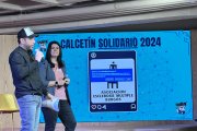Verónica Sarabia, de Afaem, y Rafael Rodríguez, de la empresa burgalesa Cagüen Socks.