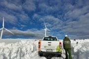 La nieve acumulada llega hasta la altura de las ventanillas del 4x4.