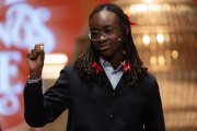 Archivo - Una niña de la residencia de San Ildefonso canta un cuarto premio del Sorteo Extraordinario de la Lotería de Navidad 2022, el número '54289', en el Teatro Real de Madrid, a 22 de diciembre de 2022, en Madrid, (España). El sorteo se celebra en es.
