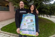 Gonzalo Navazo y Rosa Contreras, promotores de varios festivales en Burgos a través de Steel Souls, muestran orgullosos el cartel del segundo acto del Notemofest.