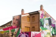 Mural Amamanto de Tinte Rosa en Miranda de Ebro.