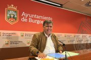 El vicealcalde y concejal de Urbanismo, Juan Manuel Manso, en rueda de prensa.