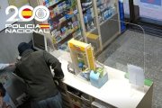 Atraco a punta de navaja en una farmacia de Miranda de Ebro.