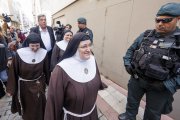 Las exmonjas llegan al juzgado de Briviesca.
