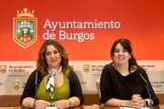 Las concejales socialistas Estrella Paredes y Virginia Escudero.