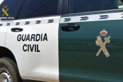 Archivo - Coche de la Guardia Civil en una imagen de archivo.