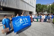 Concentración de abogados y procuradores con motivo del Día de la Justicia Gratuita.