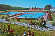 Vista del vaso familiar de las piscinas de El Plantío en 1969, año en que se inauguraron.