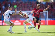 Imagen del partido entre el Mirandés y el Huesca.