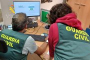 La Guardia Civil esclarece una estafa online de 1.200 euros en la compraventa de un contenedor.