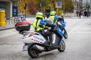 Dos agentes de la unidad de motoristas de la Policía Local en una imagen del pasado noviembre.