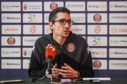 El entrenador del CB Tizona, Denís Pombar, en su primera comparecencia ante los medios.